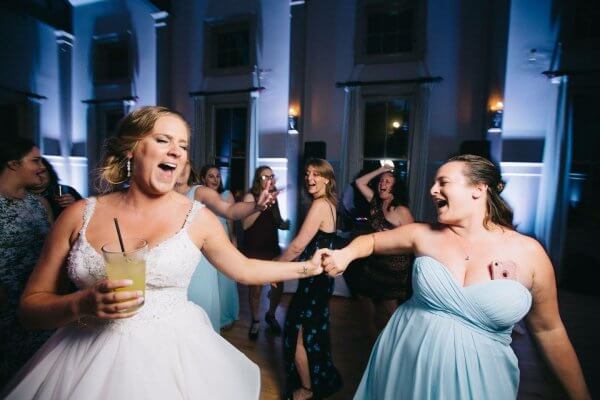 Bride & Bridesmaid